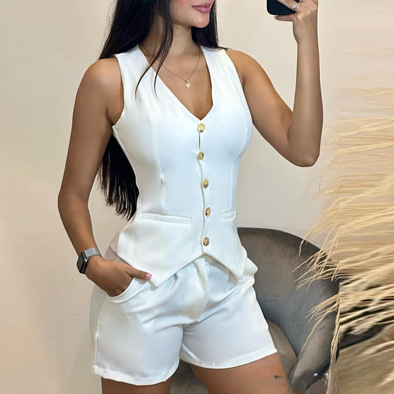 Sleeveless Vest and Shorts Suit
